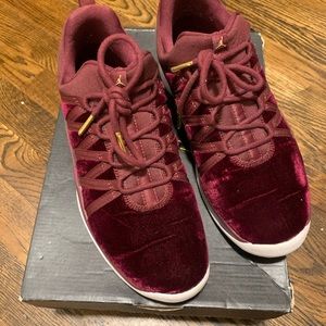 Jordan deca fly premium